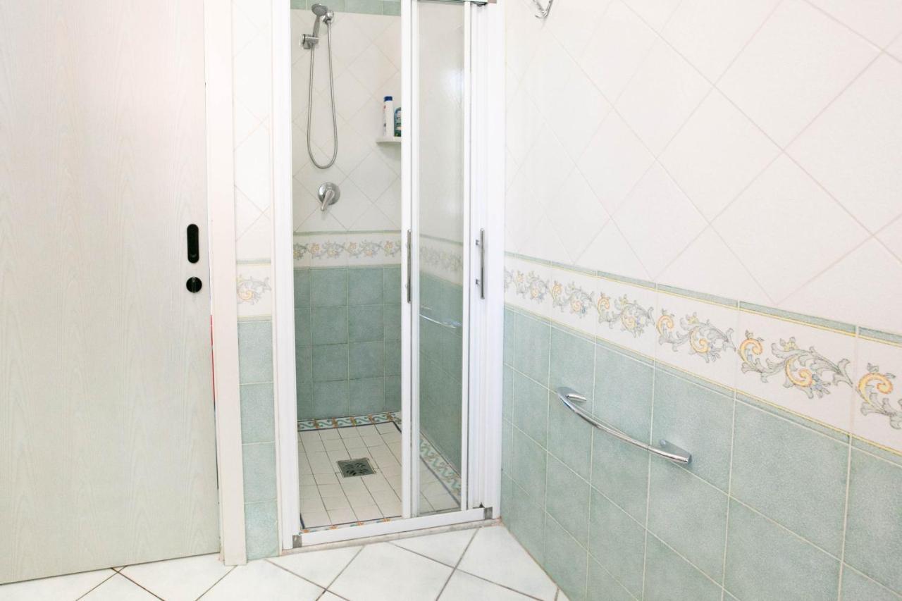 רימיני Residence Villa Dei Pini מראה חיצוני תמונה