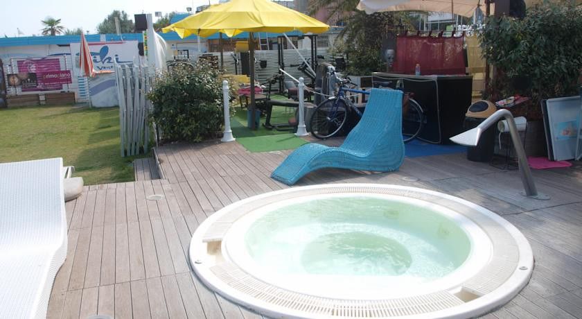 רימיני Residence Villa Dei Pini מראה חיצוני תמונה